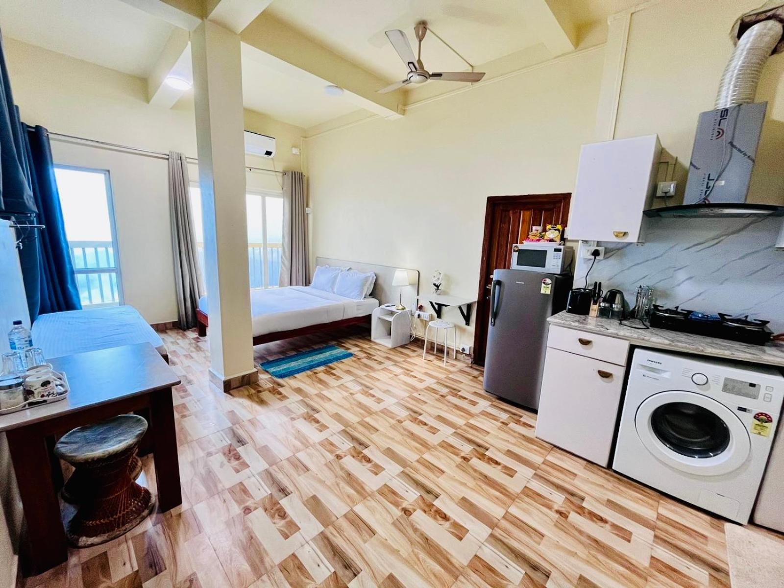 Aizawl Guest House Apartments Ngoại thất bức ảnh
