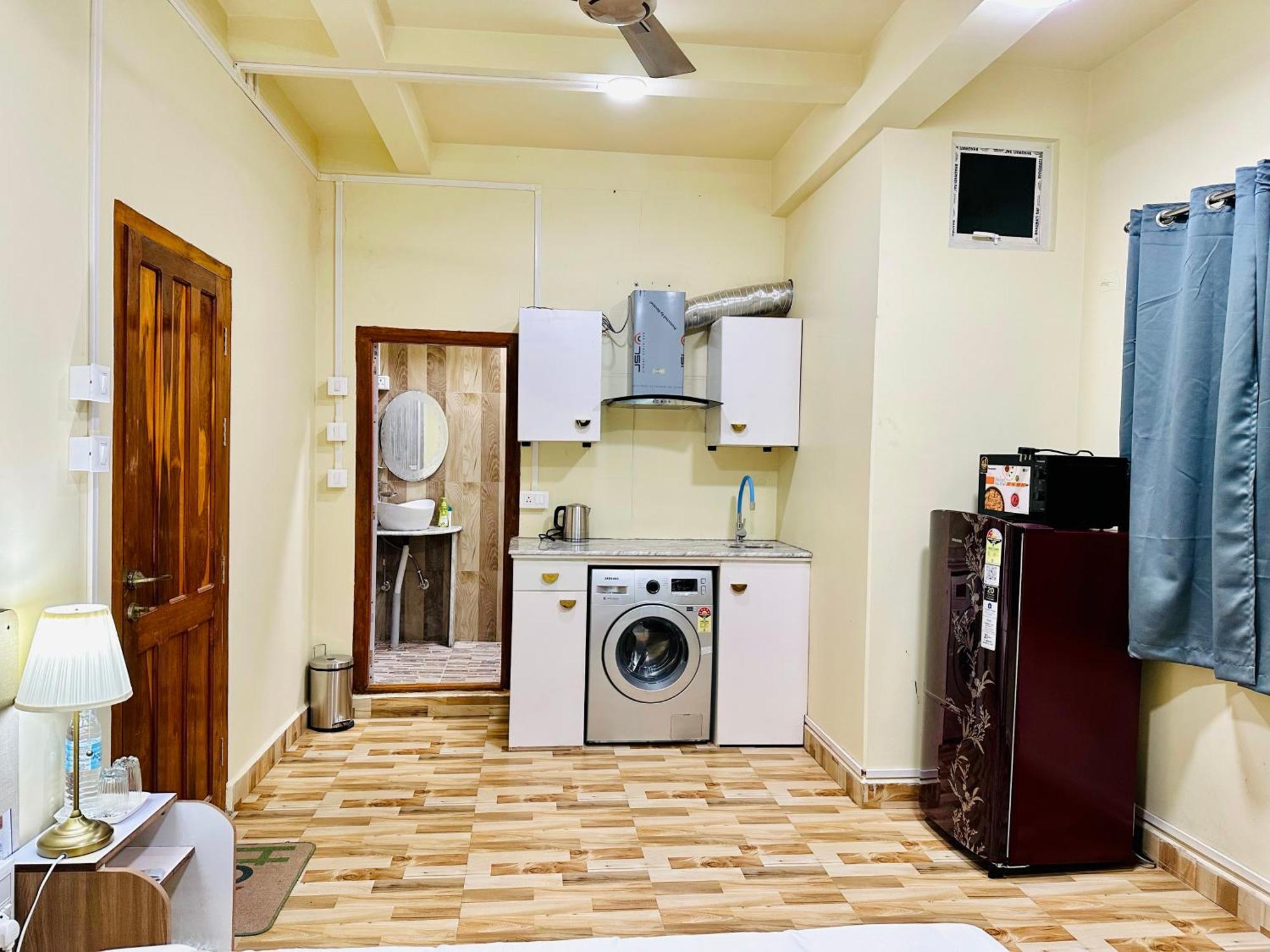 Aizawl Guest House Apartments Ngoại thất bức ảnh